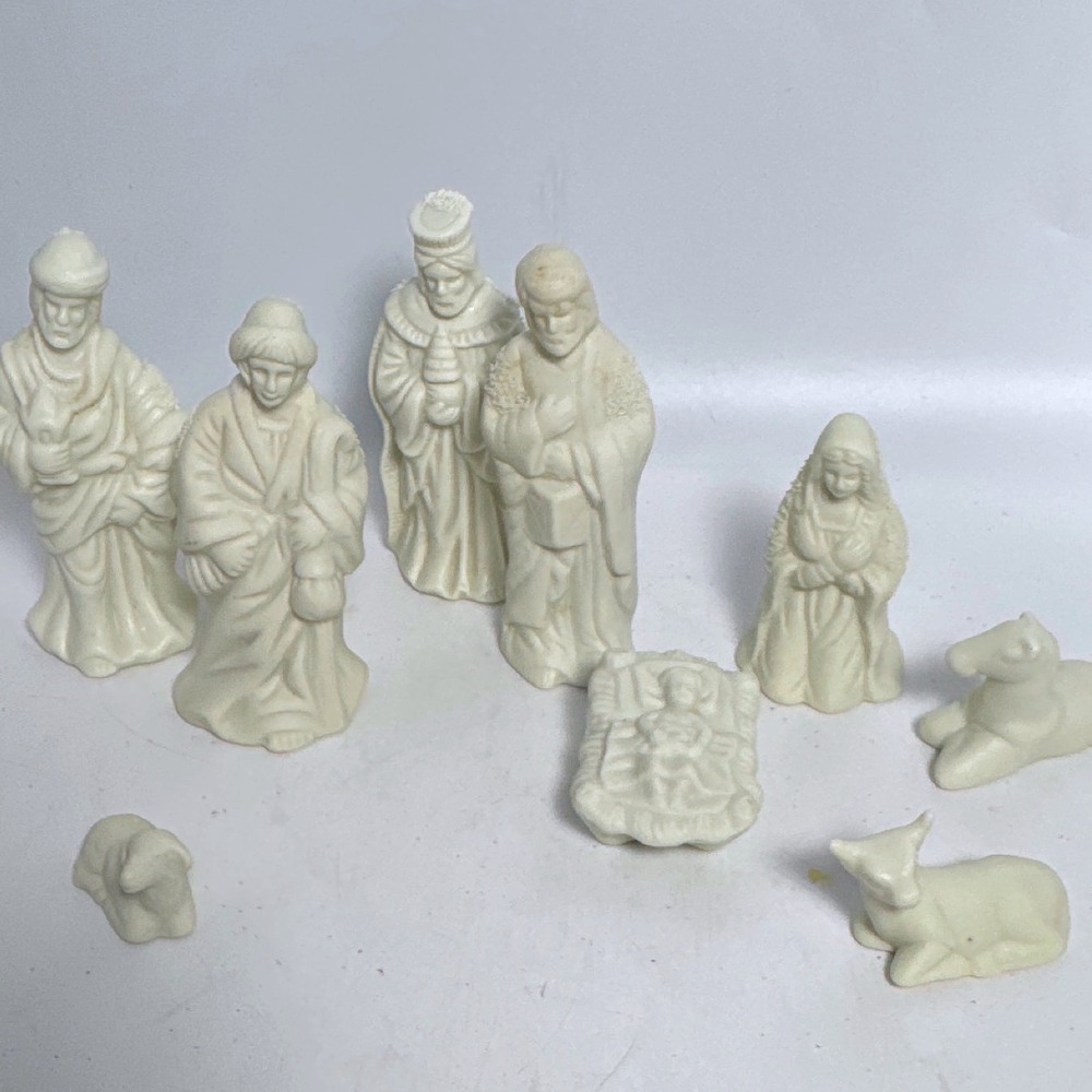 Unbranded Nativity Set 9 Piece Cream White Christmas Figurines Excellent Small
